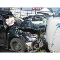 Продам а/м Nissan Tiida битый