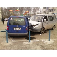 Продам а/м Volkswagen Caddy битый