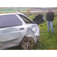 Продам а/м ВАЗ 2112 битый