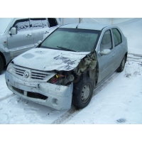 Продам а/м Renault Logan битый