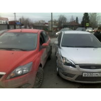 Куплю двери левой стороны, рест. хетч  для Ford Focus