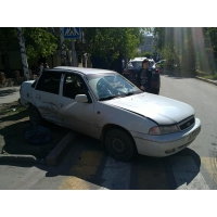 Продам а/м Daewoo Nexia битый