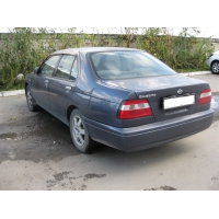 Продам а/м Nissan Bluebird битый