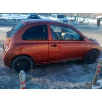 Продам а/м Nissan March битый