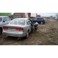 Продам а/м Nissan Sunny битый