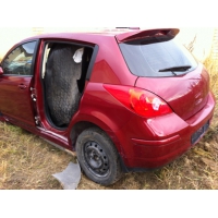 Продам а/м Nissan Tiida битый