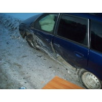 Продам а/м Nissan Wingroad требующий вложений