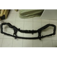 Продам бампер, капот, крылья, фары  для Ford Focus