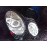 Продам Фары ксенон W211 комплект оригнальные  для Mercedes-Benz E-класс