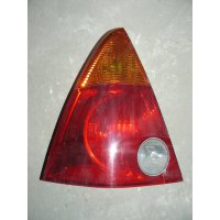 Продам Фонарь  для Daihatsu YRV