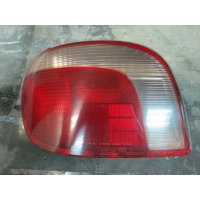 Продам фонарь  для Toyota Vitz