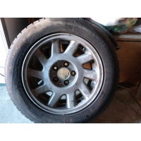 Продам шины  для Volvo 740