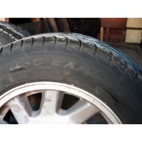 Продам шины  для Volvo 740