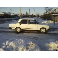 Продам а/м ВАЗ 2107 требующий вложений