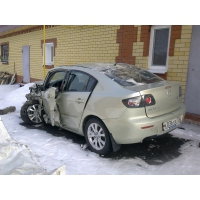 Продам а/м Mazda 3 битый